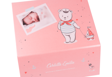 geschenkbox baby sailor pink closeup